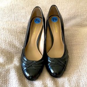 Liz Claiborne Heels - 7.5 - Black